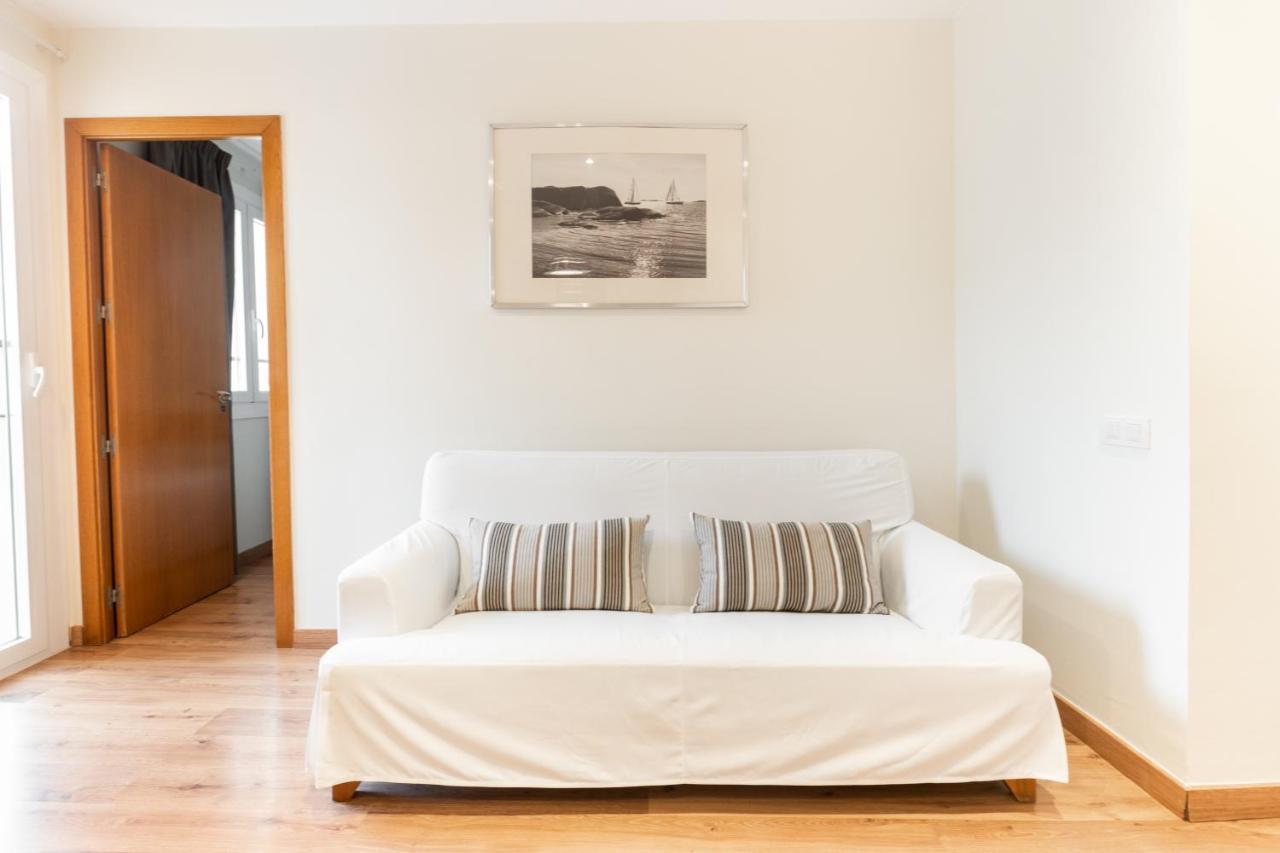 Atica Apartments - By Weflating Барселона Екстериор снимка